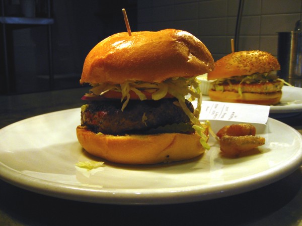 standburger_close